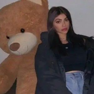 Meet your Posher, Blaine